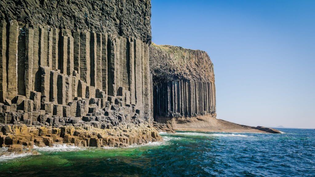 fingal's cave scotland