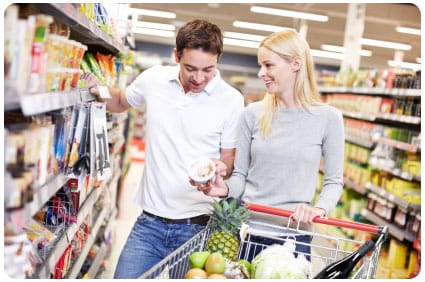 husband-and-wife-grocery-shopping