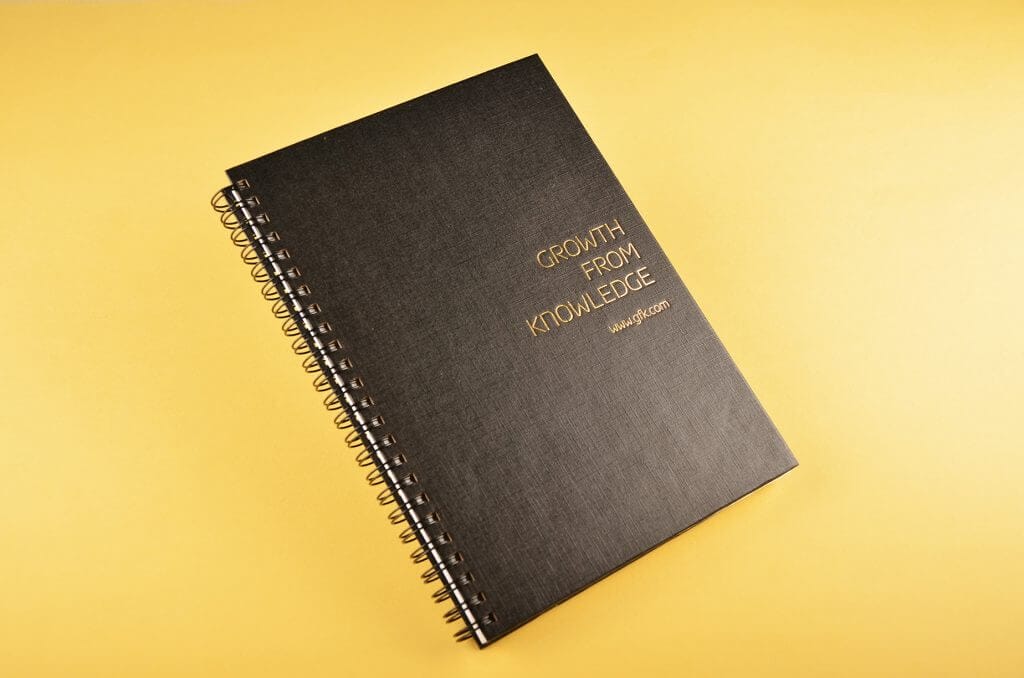 7 Corporate Gifts that Most Customers Love 2 Dicetak di Uprint.id