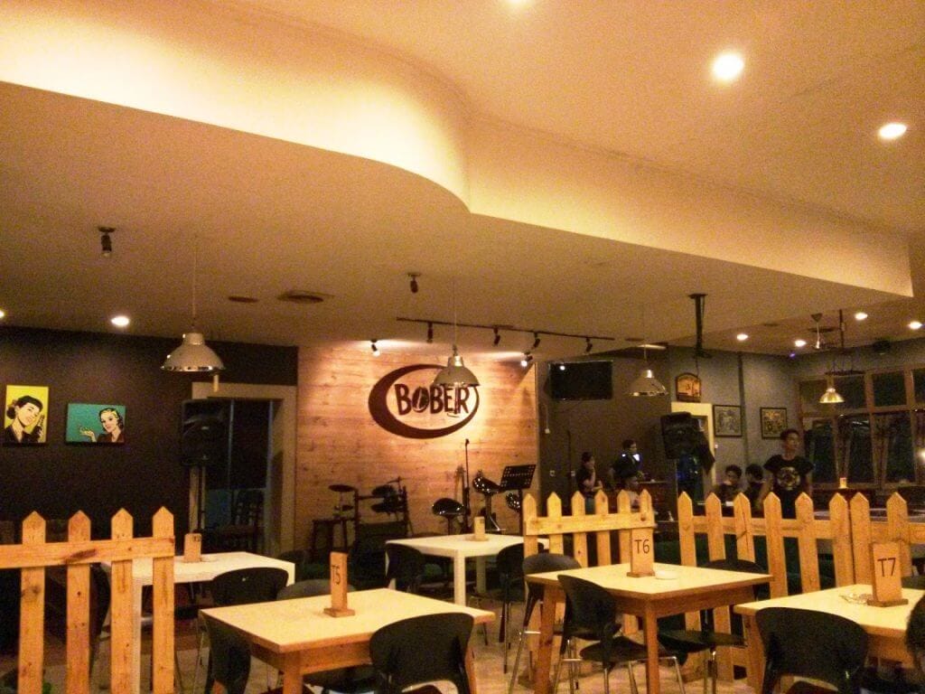 tempat nongkrong di bandung bober cafe