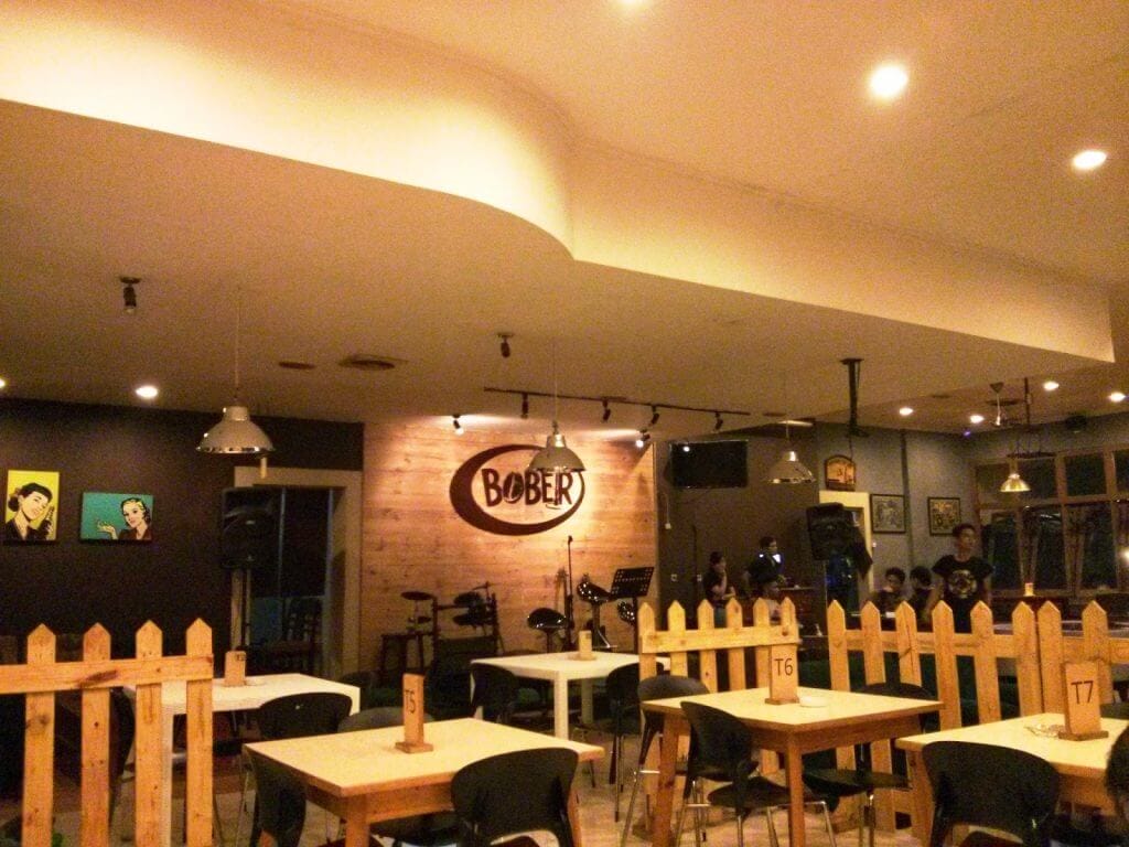 Tempat Nongkrong Di Bandung Bober Cafe