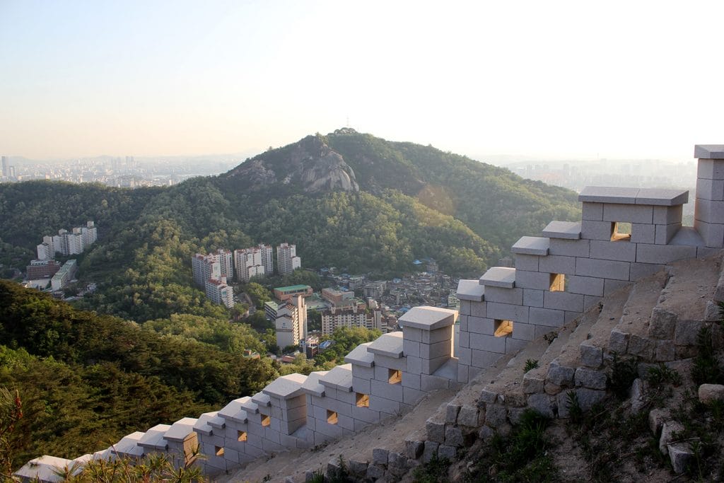 tempat wisata korea inwangsan