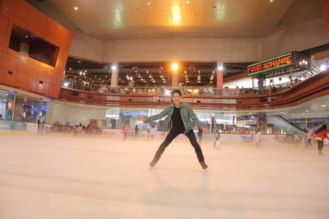 wisata-dingin-BX-Rink