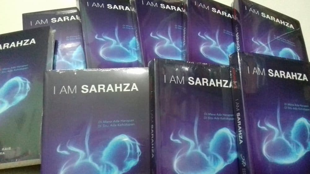 buku hanum rais i am sarahza