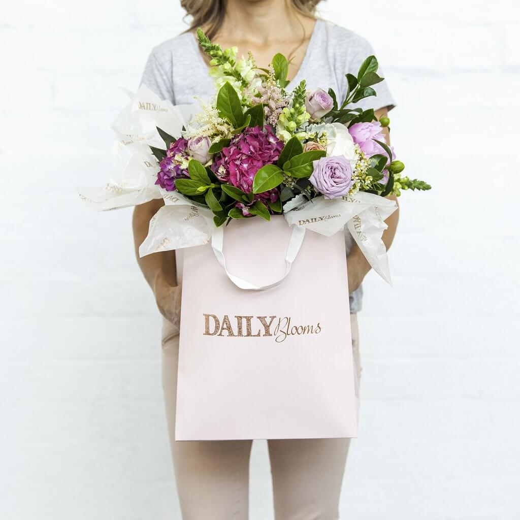 flowers-paper-bag-bouquet-02