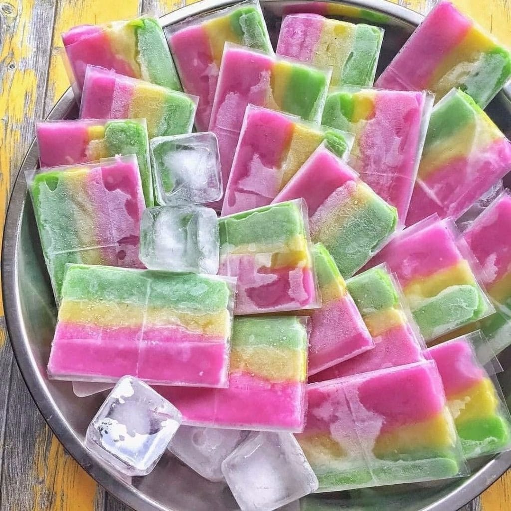 Makanan-Tempo-Dulu-02-Es-Kue