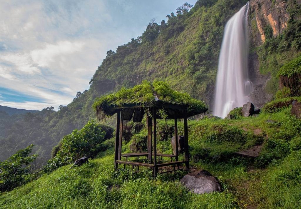 tempat-wisata-di-malino-air-terjun-takapala