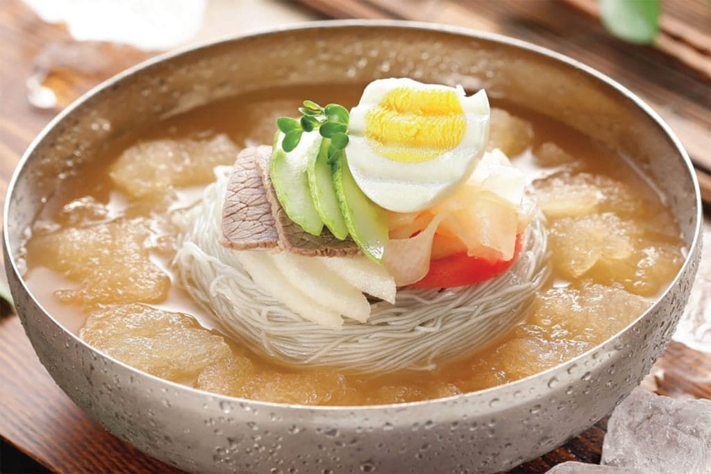 Jenis-jenis Mie Khas Korea yang Wajib Dicoba 1 mie-khas-korea-naengmyeon
