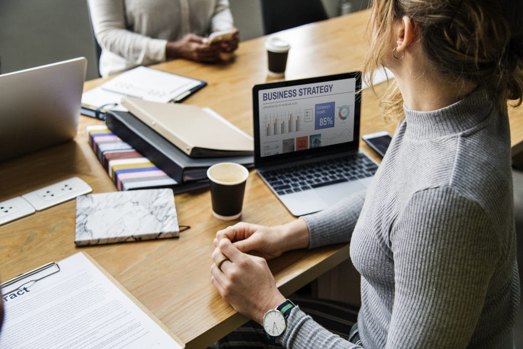 7 Tips menciptakan Personal Branding yang Tepat 7 tips-menciptakan-personal-branding-biarkan-kisah-diceritakan.