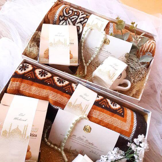 Parcel Lebaran yang Bermanfaat untuk Penerima 3 parcel-lebaran-perlengkapan-sholat