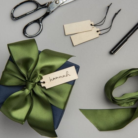 Ide Desain Gift Tag untuk Acara Tertentu 3 Ide Desain Gift Tag untuk Acara Tertentu 3