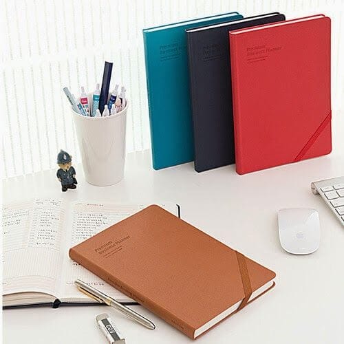 Cetak Buku Agenda Custom: Merancang Agenda yang Sesuai dengan Kehidupan Anda 2 cetak buku agenda custom