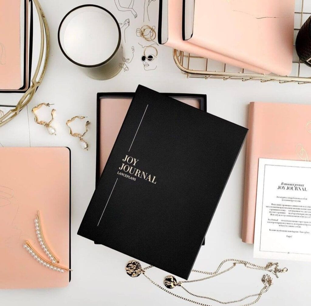 Cetak Buku Agenda Custom: Merancang Agenda yang Sesuai dengan Kehidupan Anda 1 cetak buku agenda custom