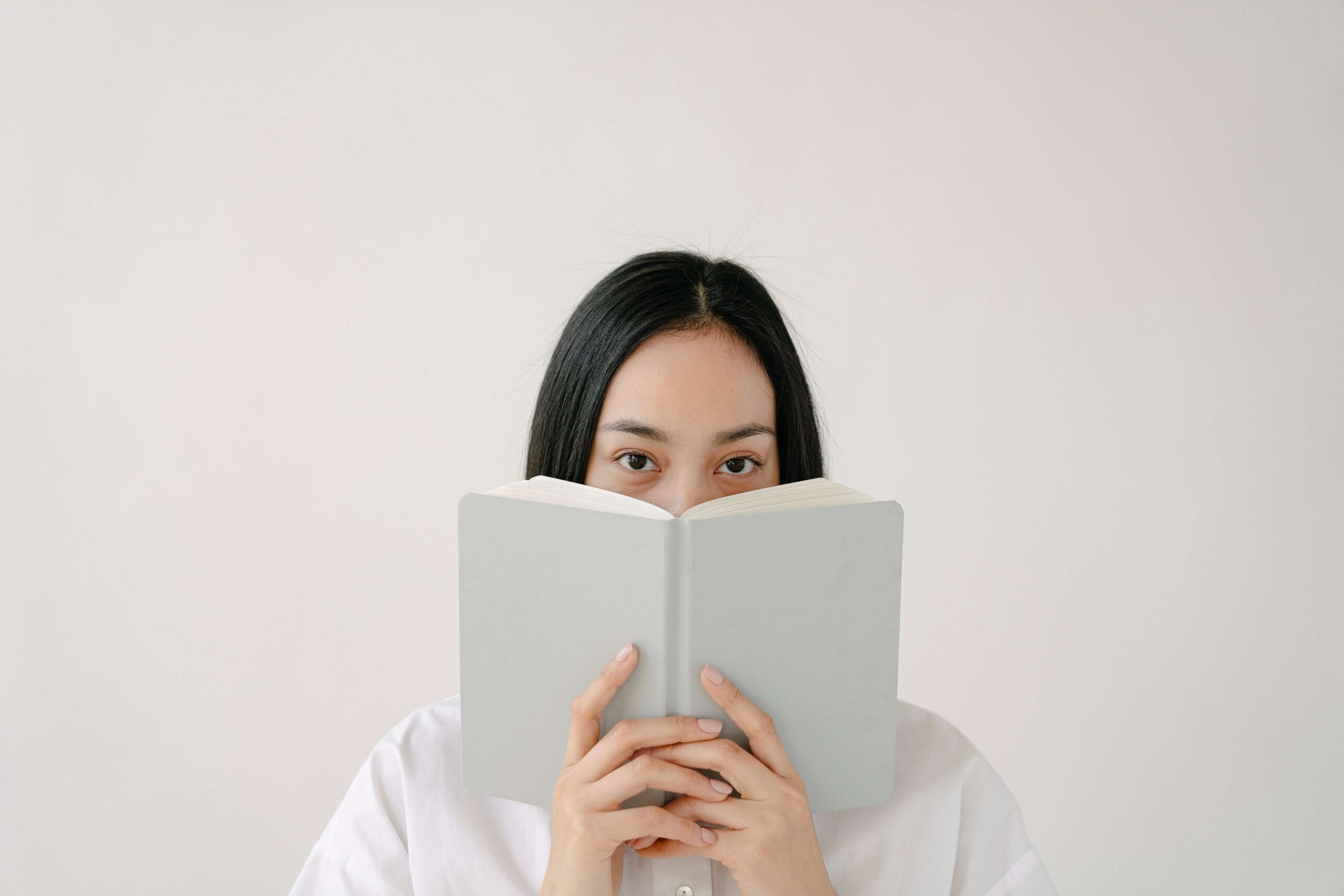 Buku Agenda Polos: Alat Sederhana dengan Manfaat Luar Biasa dan Uprint sebagai Pilihan Percetakan Buku Agenda Berkualitas dengan Harga Terbaik 1 Buku Agenda Polos: Alat Sederhana dengan Manfaat Luar Biasa