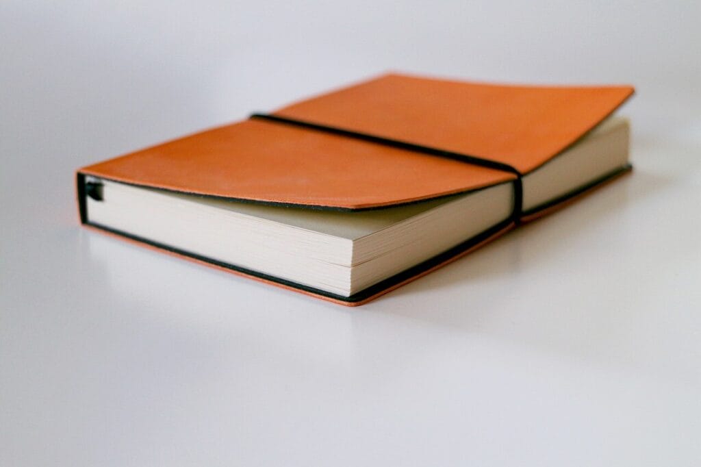 Buku Agenda Polos: Alat Sederhana dengan Manfaat Luar Biasa dan Uprint sebagai Pilihan Percetakan Buku Agenda Berkualitas dengan Harga Terbaik 3 Buku Agenda Polos: Alat Sederhana dengan Manfaat Luar Biasa