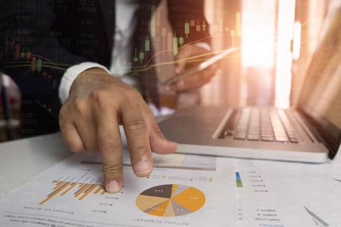 Fundraising Vs Bootstrap: Panduan Santai Untuk Founder Pemula 2 Fundraising Vs Bootstrap: Panduan Santai Untuk Founder Pemula 2