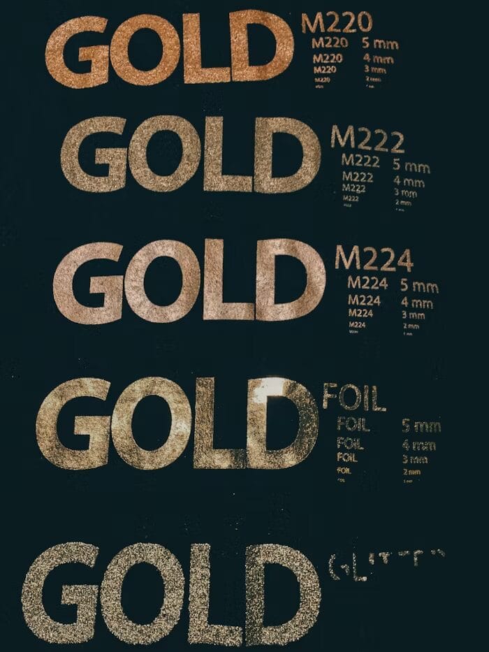 Label Custom Dengan Finishing Emas Bikin Produk Terlihat Eksklusif 2 Label Custom Dengan Finishing Emas Bikin Produk Terlihat Eksklusif 2