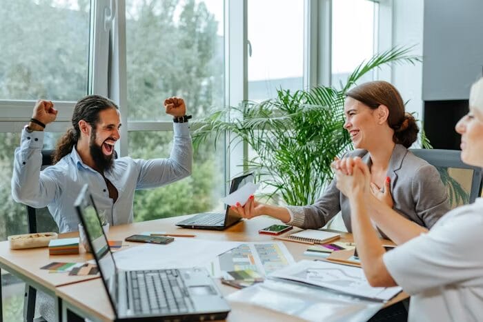 Sukses Tidak Datang Seketika, Tapi Dari Langkah Konsisten 4 Sukses Tidak Datang Seketika, Tapi Dari Langkah Konsisten 4